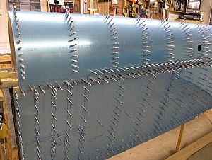 Clecoed the tank on to the right wing spar