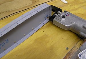 Riveted the E-903 and E-904 ribs together