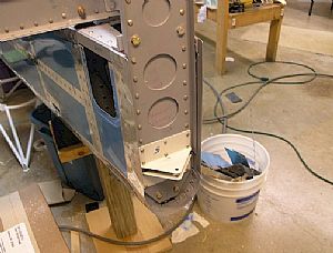 Bolted the VS to the rear fuselage