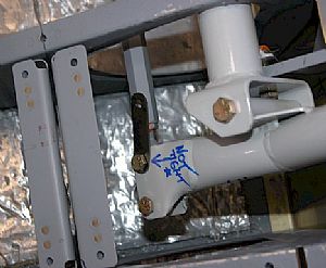 Put on the C-606 control arm